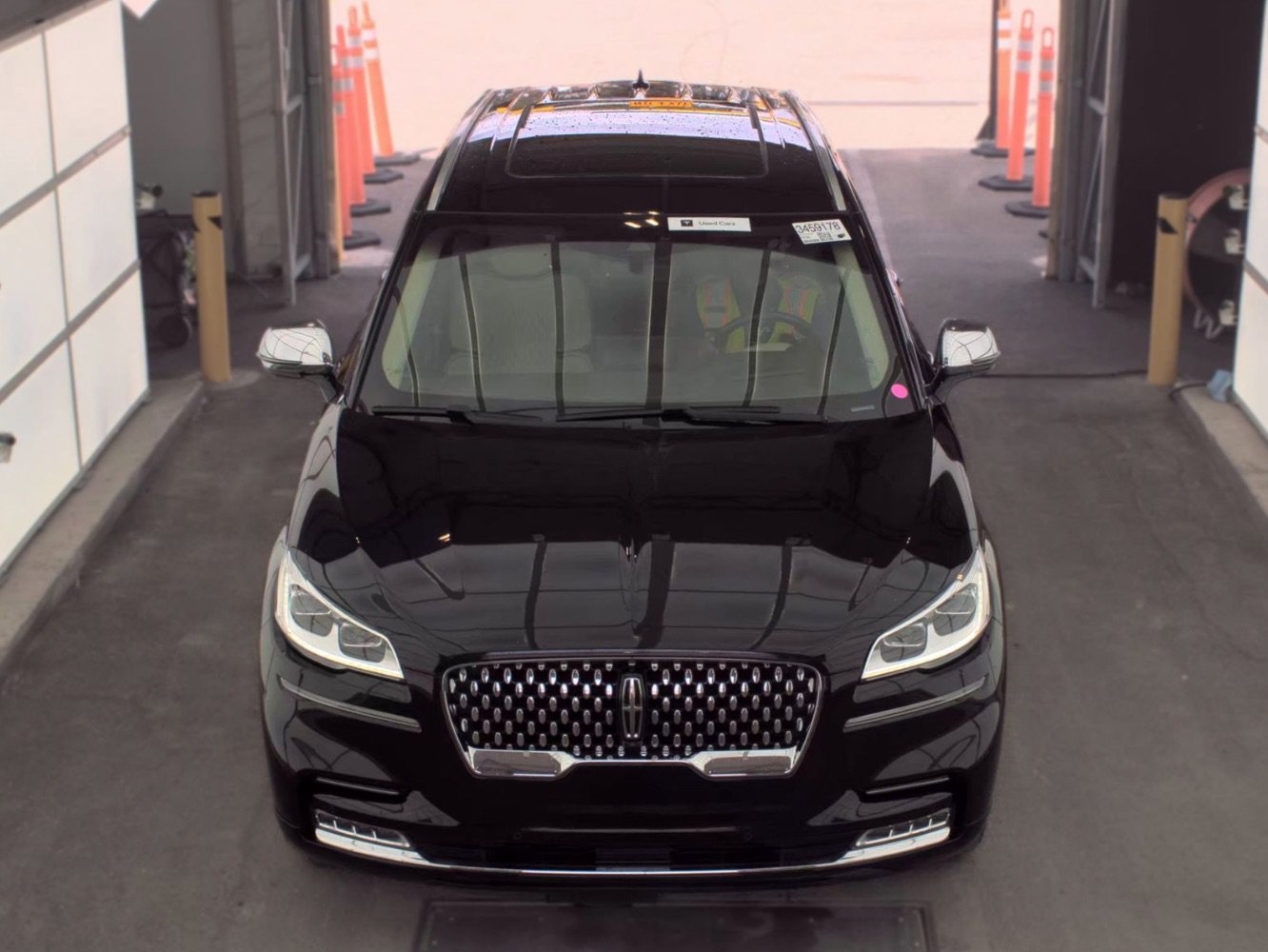 Used 2021 Lincoln Aviator Black Label w/ Dynamic Handling Package AWD/4WD image 2