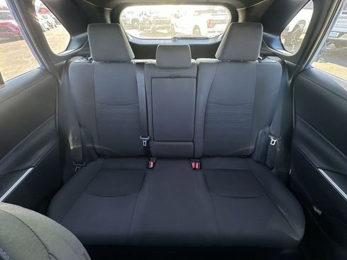 Used 2022 Toyota RAV4 SE w/ Convenience Package image 22