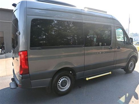 Used 2023 Mercedes-Benz Sprinter 2500 image 4