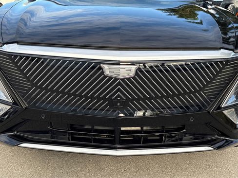 New 2026 Cadillac Lyriq Luxury image 12