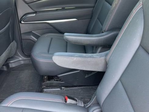 Used 2024 Chevrolet Traverse Z71 w/ LPO, Floor Liner Package AWD/4WD image 14