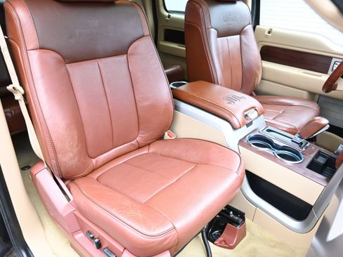 Used 2013 Ford F150 King Ranch w/ King Ranch Luxury Pkg RWD image 40