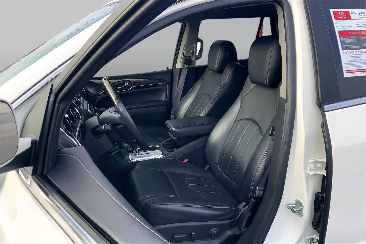 Used 2014 Buick Enclave Leather AWD/4WD image 7