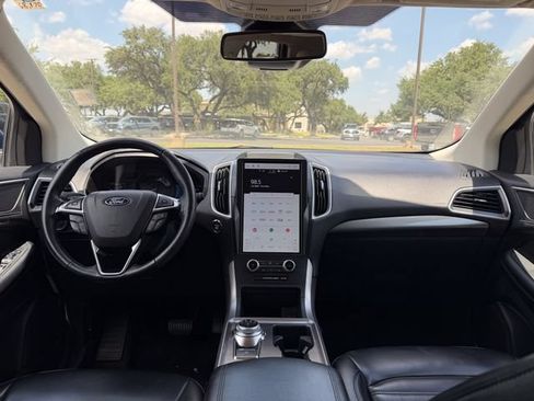 Used 2024 Ford Edge SEL AWD/4WD image 16