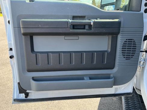 Used 2011 Ford F350 XL w/ PWR Equipment Group AWD/4WD image 9