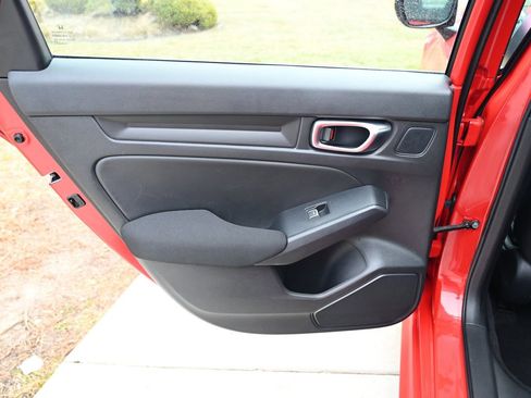 Used 2023 Honda Civic Sport image 33