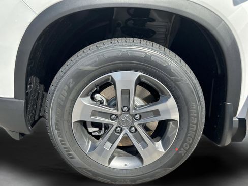 Used 2024 Honda Pilot EX-L image 32