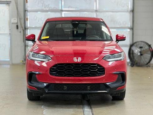 Used 2024 Honda HR-V EX-L image 2