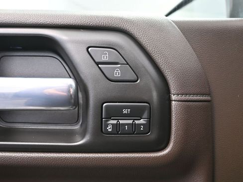 Used 2021 GMC Sierra 1500 Denali w/ Denali Ultimate Package image 25