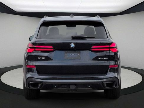 Certified 2026 BMW X5 xDrive40i w/ M Sport Package AWD/4WD image 7