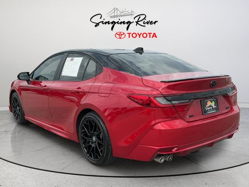 Used 2026 Toyota Camry XSE FWD image 5