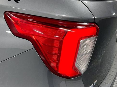 Used 2021 Ford Explorer XLT w/ Class III Trailer Tow Package image 23