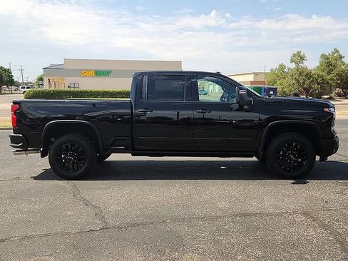Used 2026 Chevrolet Silverado 2500 High Country w/ Midnight Edition AWD/4WD image 5