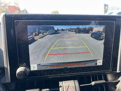 Used 2025 Toyota RAV4 XLE w/ Convenience Package image 15