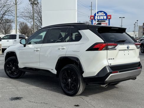 Used 2022 Toyota RAV4 XSE image 17