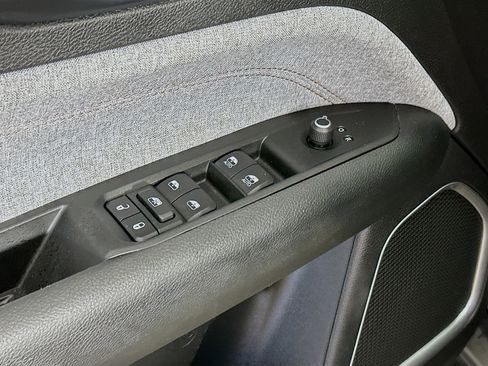 Used 2022 Jeep Compass Latitude image 15