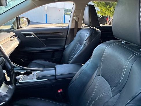 Used 2022 Lexus RX 450hL Luxury w/ Cold Area Package (CT) AWD/4WD image 24