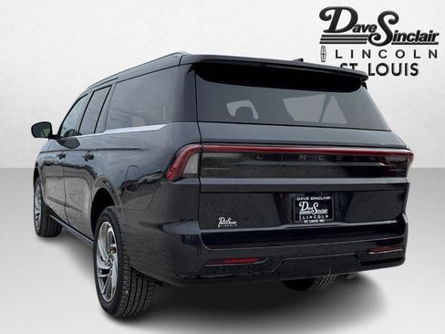 New 2025 Lincoln Navigator L Reserve image 7