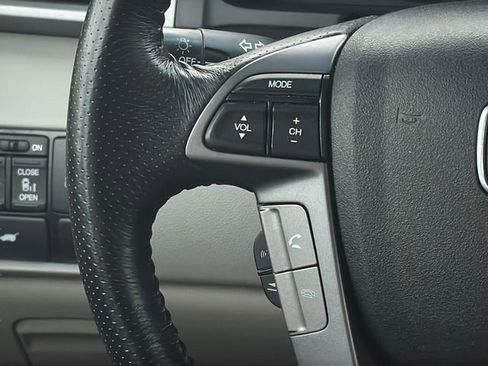 Used 2011 Honda Odyssey EX-L image 26