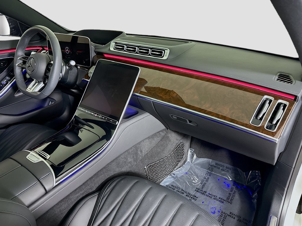 Used 2025 Mercedes-Benz S 63 AMG S image 31