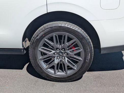 Certified 2025 Ford Expedition Platinum w/ Stealth Performance Package image 8