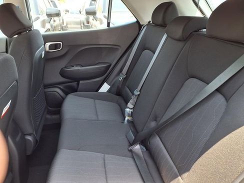 New 2026 Hyundai Venue SE FWD image 7