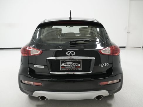 Used 2017 INFINITI QX50 2WD image 5