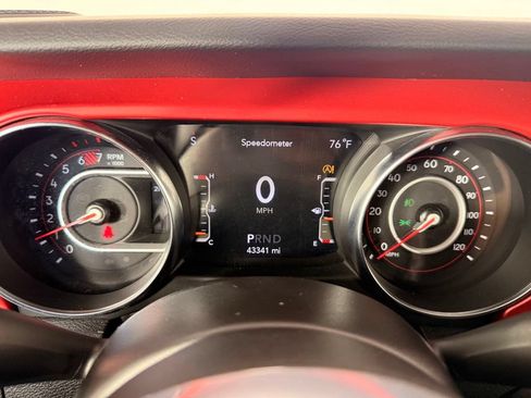 Used 2021 Jeep Wrangler Rubicon AWD/4WD image 34