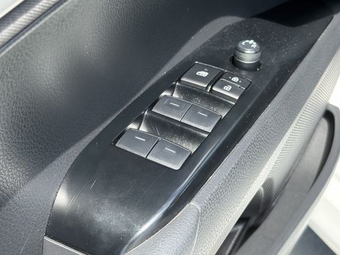 Used 2025 Toyota Camry LE FWD image 29