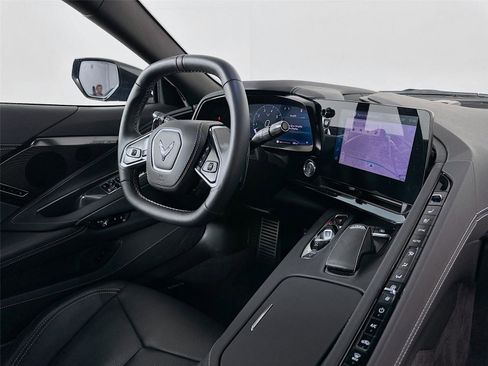 Used 2025 Chevrolet Corvette Stingray Preferred Conv w/ Stealth Interior Trim Package image 23