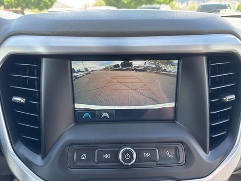 Used 2019 GMC Acadia SLE image 27
