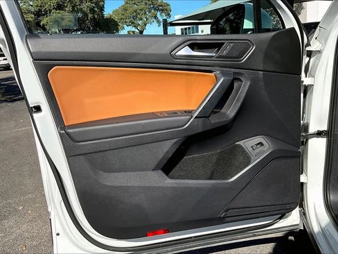 Used 2019 Volkswagen Tiguan SEL image 22