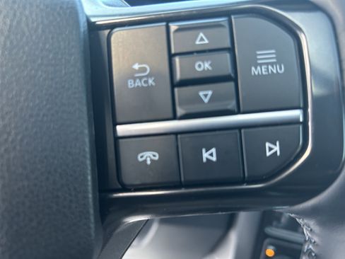 Used 2025 Ford F250 Platinum image 26