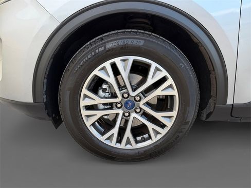 Used 2022 Ford Escape SEL w/ Technology Package image 11