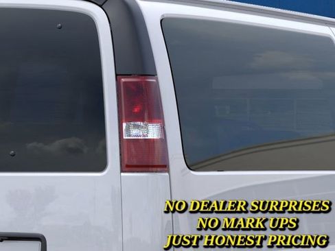 New 2026 Chevrolet Express 3500 LS RWD image 11