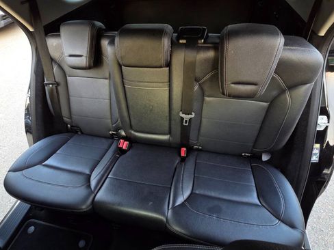 Used 2015 Mercedes-Benz ML 350 4MATIC image 31