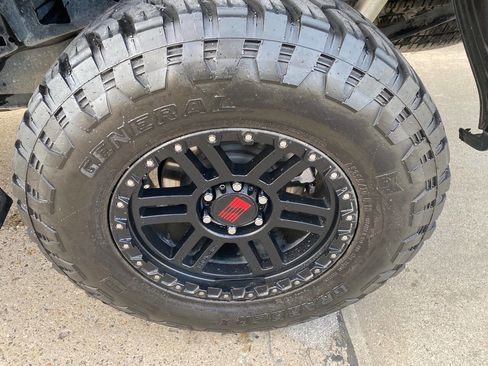 Used 2022 Ford F150 XLT w/ Equipment Group 301A Mid image 10