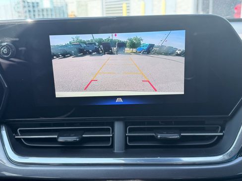 Used 2025 Chevrolet Trax ACTIV w/ Driver Confidence Package FWD image 16
