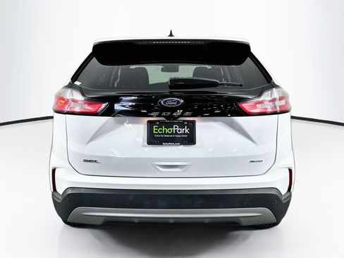 Used 2024 Ford Edge SEL AWD/4WD image 7