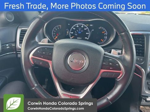 Used 2018 Jeep Grand Cherokee Trailhawk AWD/4WD image 11