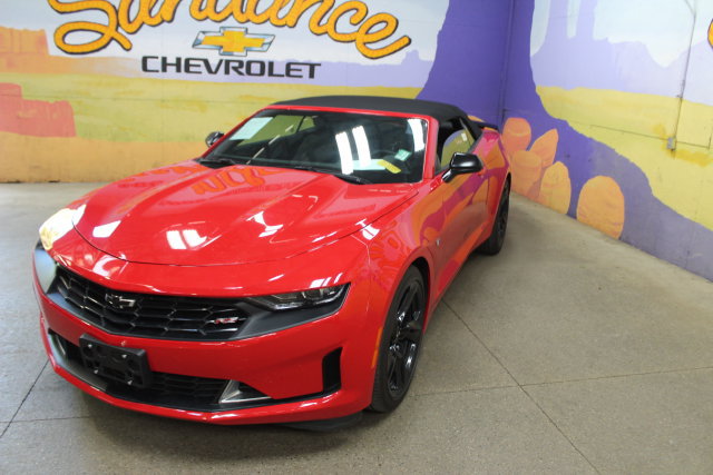 Used 2020 Chevrolet Camaro LT w/ RS Package RWD image 4