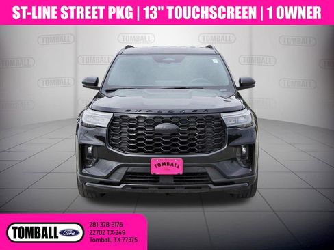 Certified 2025 Ford Explorer ST-Line w/ Premium Package RWD image 2