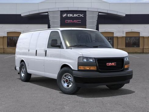 New 2026 GMC Savana 2500 image 7