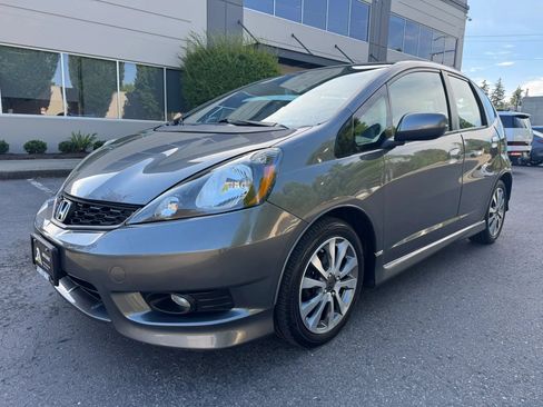 Used 2013 Honda Fit Sport image 4