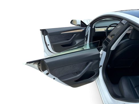 Certified 2023 Tesla Model 3 Standard Range RWD image 10