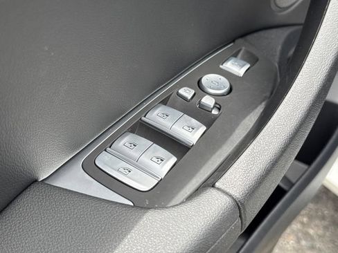 Used 2024 BMW X3 M40i AWD/4WD image 19