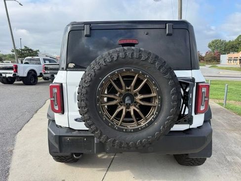 Used 2024 Ford Bronco Outer Banks AWD/4WD image 9