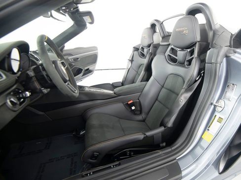 Certified 2025 Porsche 718 Boxster Spyder RS RWD image 16