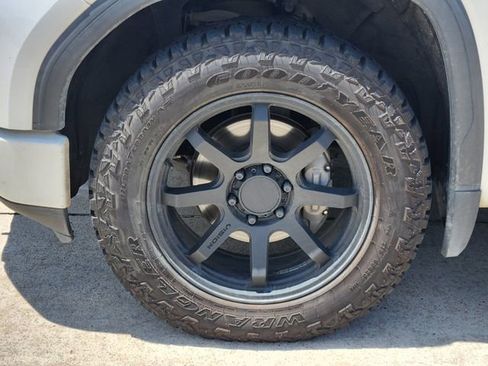 Used 2019 GMC Sierra 1500 Denali w/ Technology Package AWD/4WD image 10