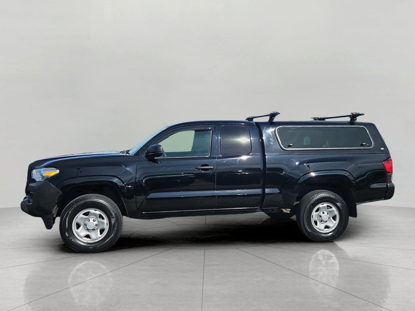 Used 2019 Toyota Tacoma SR RWD image 5